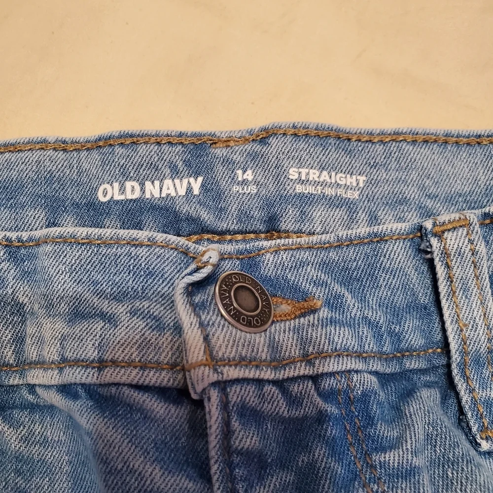 Old Navy Boy's Straight Built In Flex Light Blue Denim Jeans Kids 14 Plus
